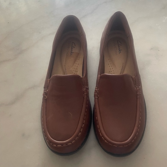 Clark’s Leather‎ Loafers - Picture 5 of 8